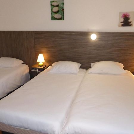 Hotel Le Cosy Blois Villebarou Esterno foto