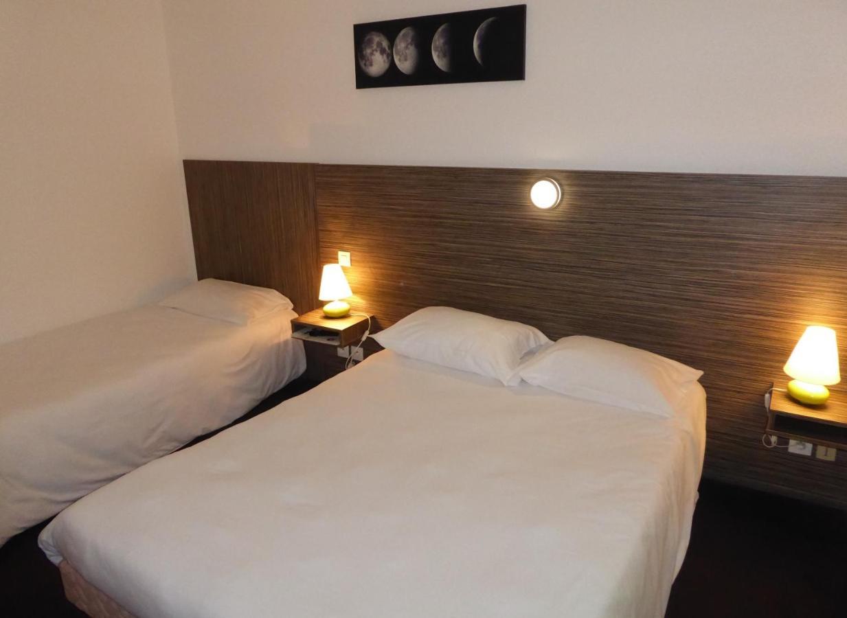 Hotel Le Cosy Blois Villebarou Esterno foto
