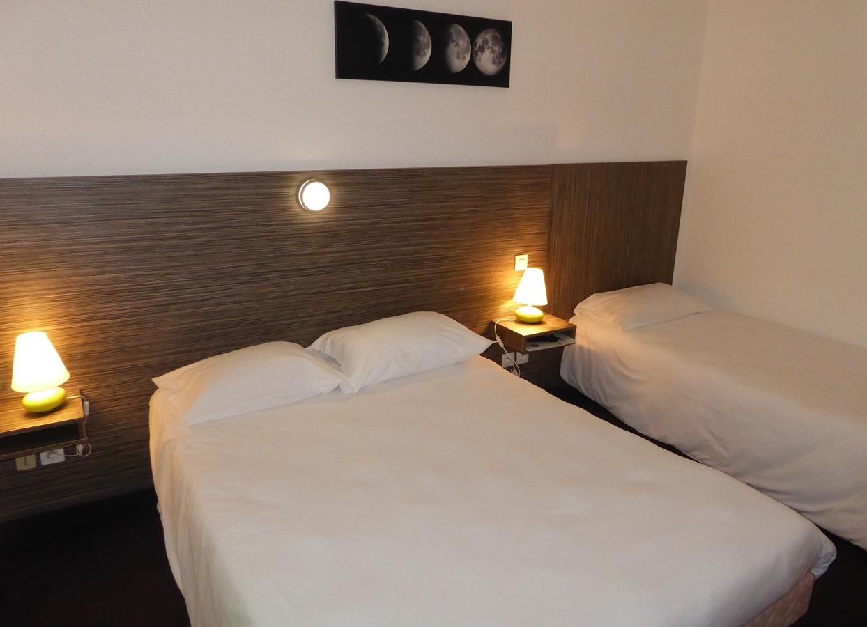 Hotel Le Cosy Blois Villebarou Esterno foto